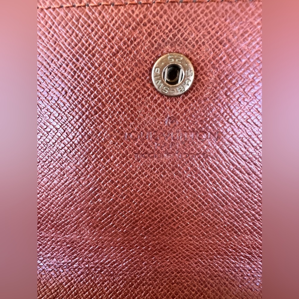 Louis Vuitton Dark Brown Monogram Clutch - Picture 5 of 9